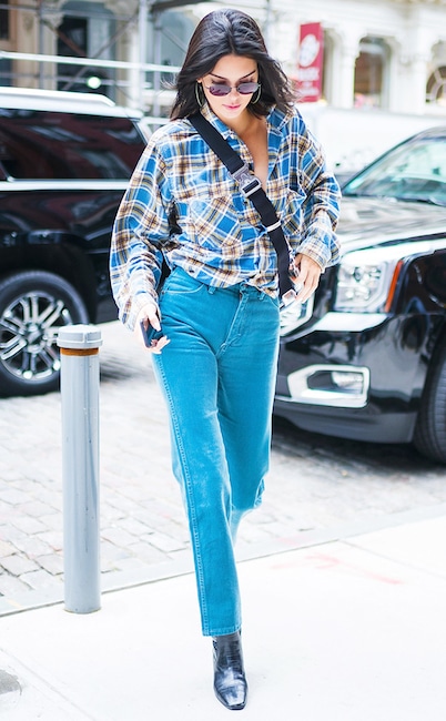 ESC key: VS, Model-off-Duty, Kendall Jenner